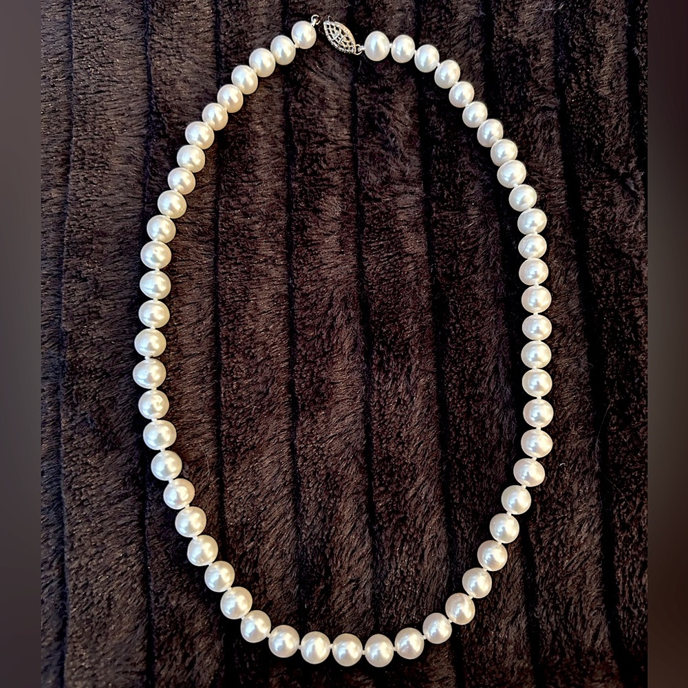 Authentic Pearl Necklace